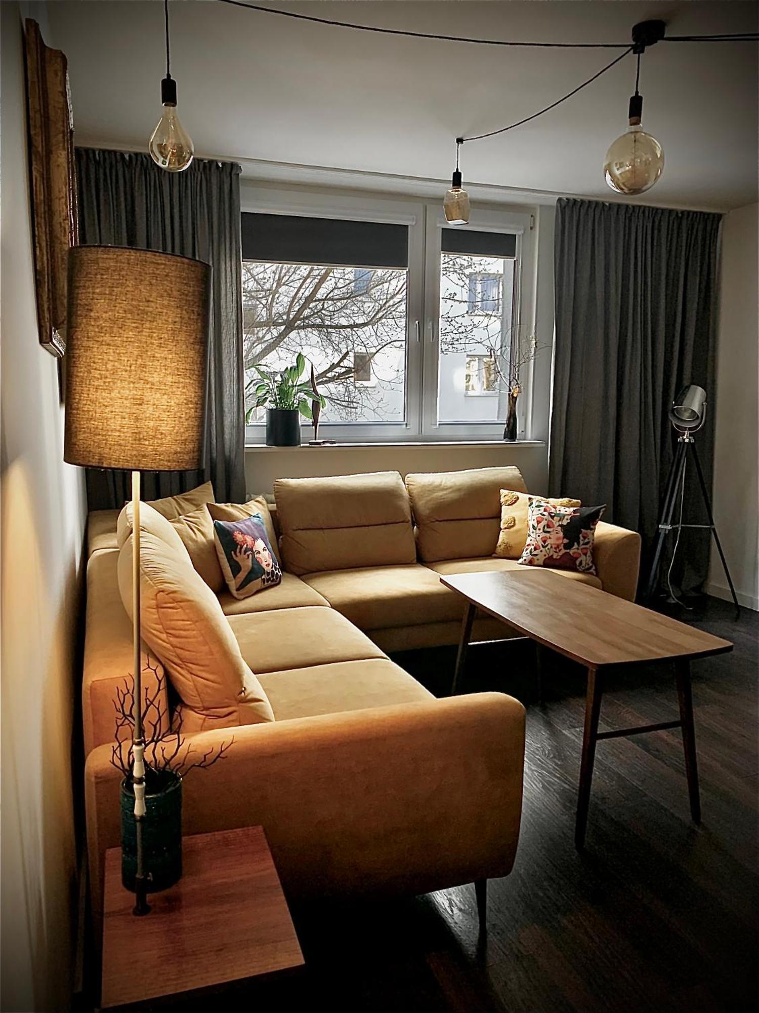 Metro Trocka Apartment Варшава Екстериор снимка