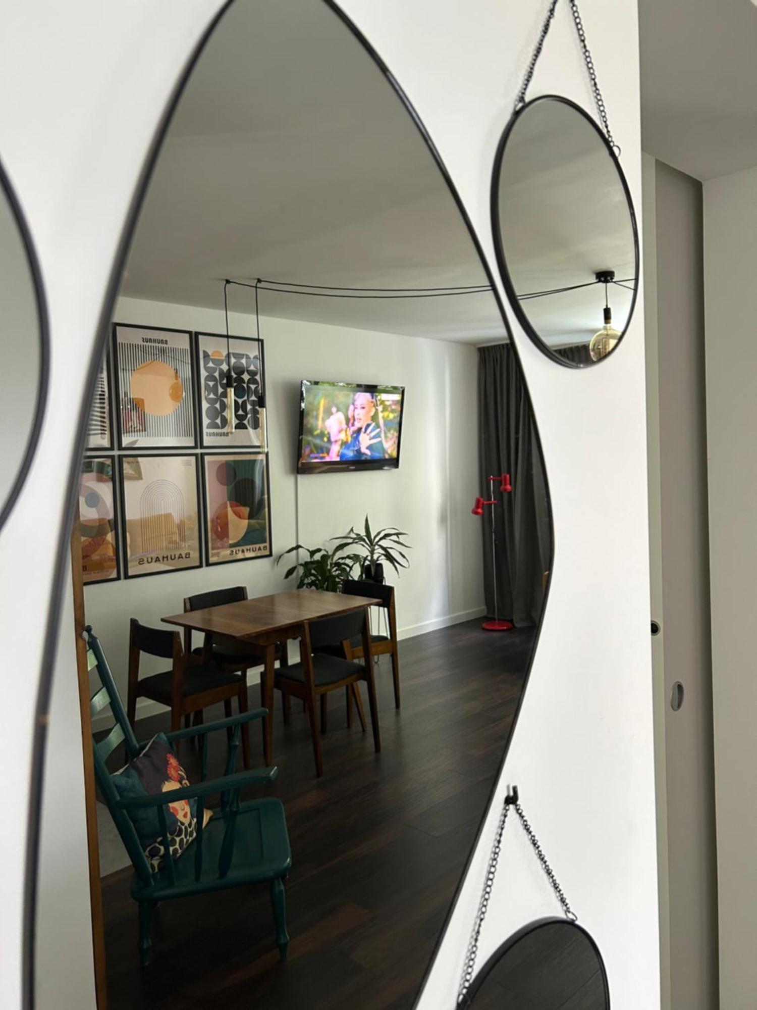 Metro Trocka Apartment Варшава Екстериор снимка